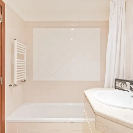 Appartement Bmyguest - Garage