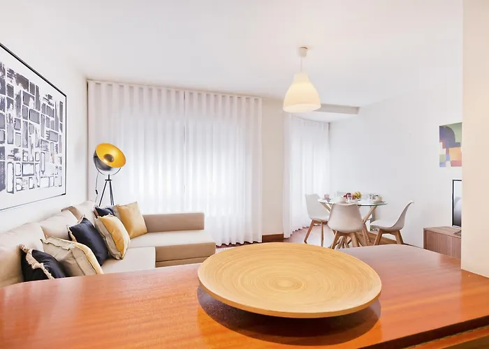 Bmyguest - Garage Διαμέρισμα *