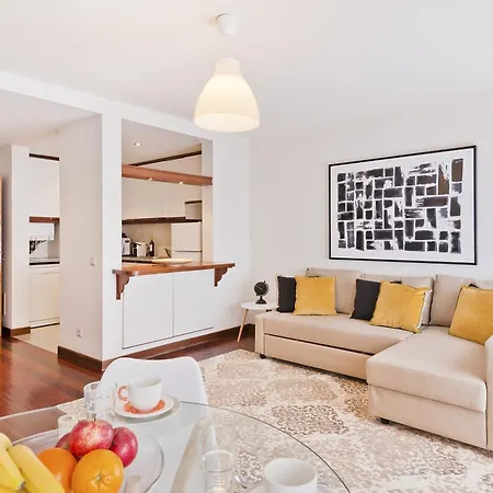 Apartment Bmyguest - Garage Lissabon